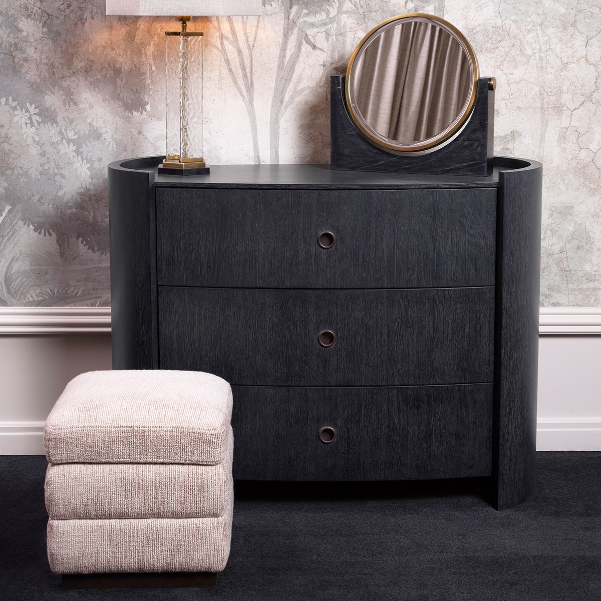 Stool Valmont