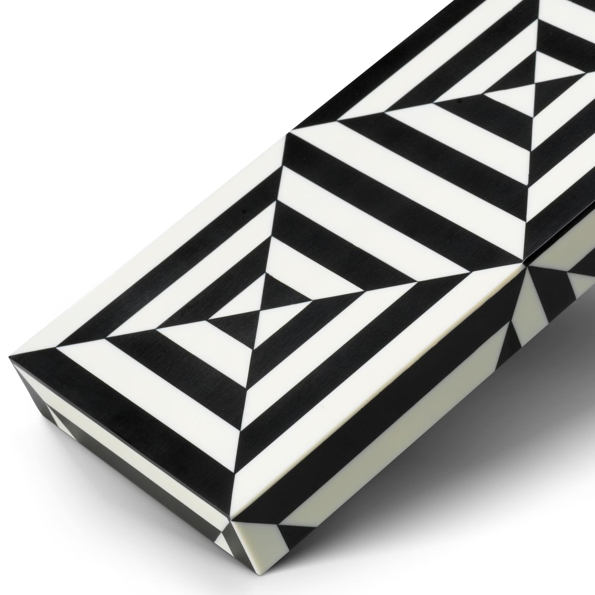 Box Hawtrone