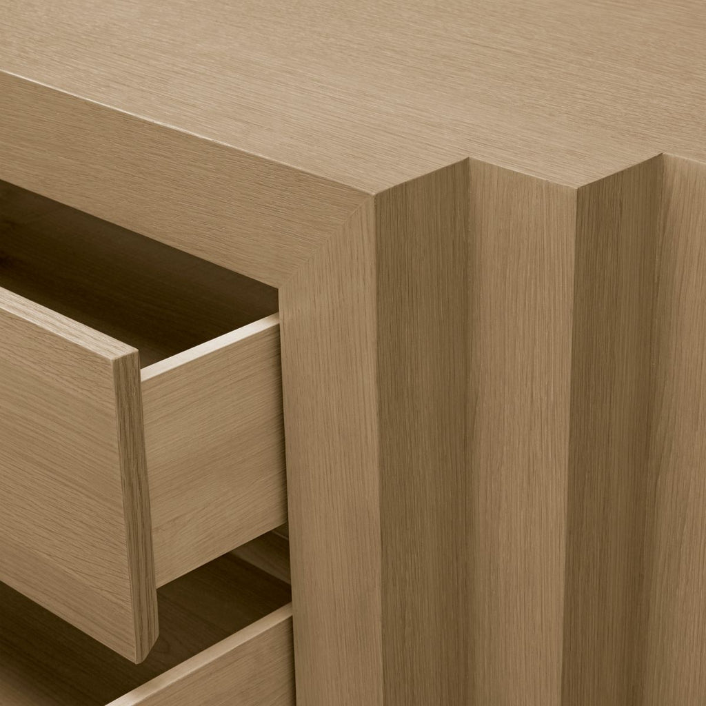Dresser Metropolitan L